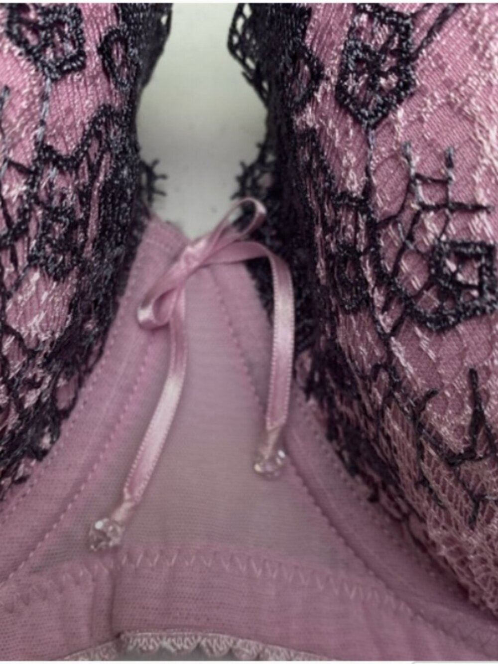 Ashley Graham PNK/GRY Lightly Lined Underwire, 40D *P1015 - Picture 2 of 7